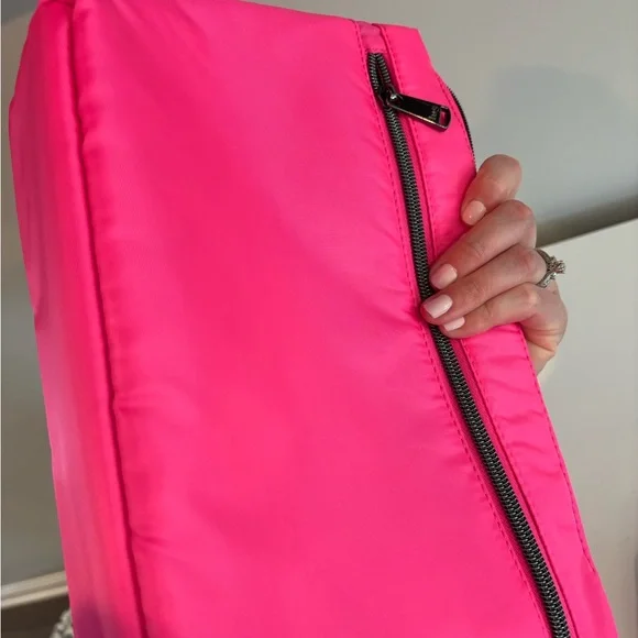 Lug Flare 2 Crossbody Bag with straddle watermelon wallet - Picture 9 of 12